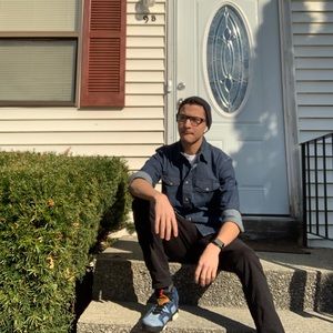 Meet your Posher, Isiah